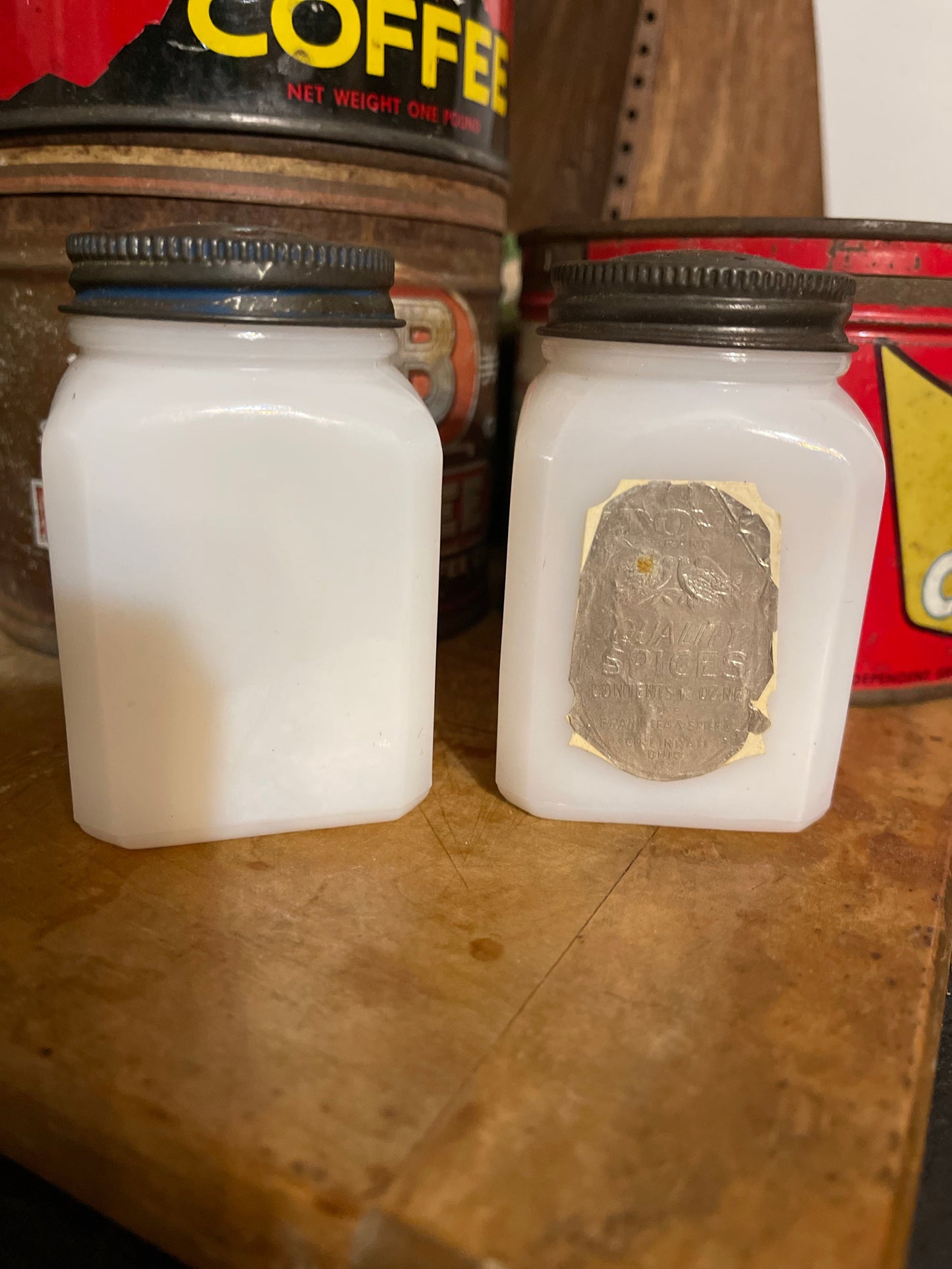 Salt and pepper shaker