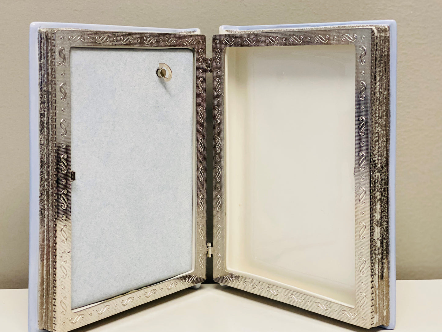 Ardleigh Elliott "Wishes for my Daughter" Heirloom Porcelain Musical Book