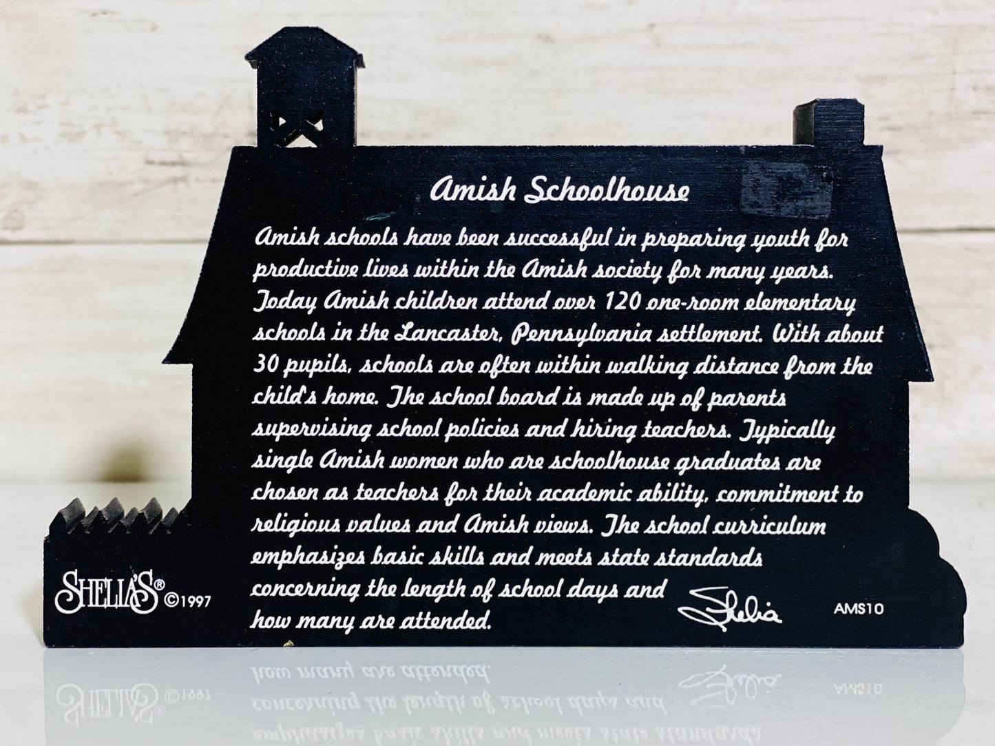 Shelia's Collectible Houses